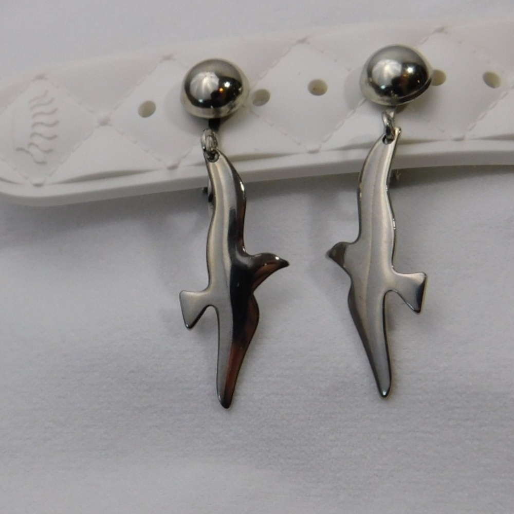 Silver clip earrings, flying birds, seagulls
